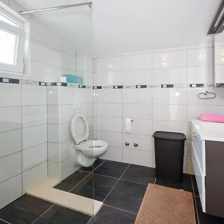 فيلة Ana In - Haus Fuer 8 Personen