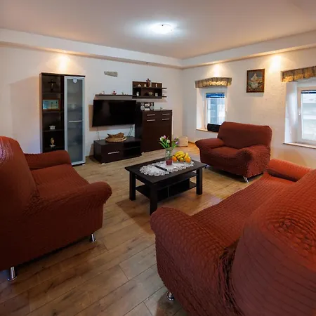 فيلة Ana In - Haus Fuer 8 Personen